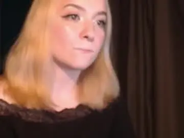 Emma_blush69  live sex cam