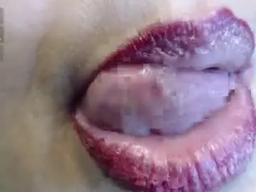 Kerly_doll  live sex cam