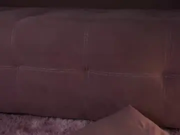 Lipswithsmileonthem  live sex cam