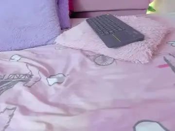 Lovely__kiss__  live sex cam