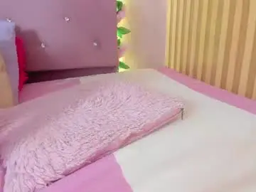 Lovely__kiss__  live sex cam