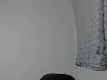 Lucianaa_sweett  live sex cam