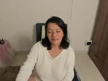 Nuit_rose  live sex cam