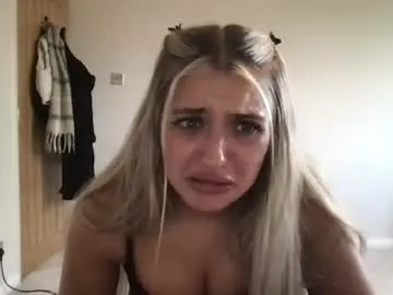 Onlykhloe  live sex cam