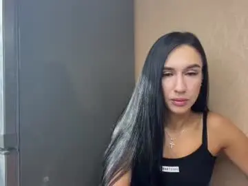 Rinaurea  live sex cam