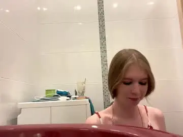 Silvazabinski  live sex cam