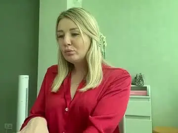 Blondie_xoxoxo  live sex cam