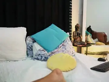 Colombia_mommy_  live sex cam