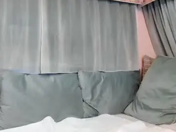 Dirtybeya  live sex cam