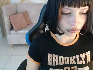 Ela_boob_s  live sex cam