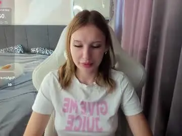 Evelina_lu  live sex cam
