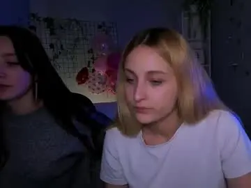 Madison4hearts  live sex cam