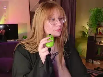 Morvelyn  live sex cam