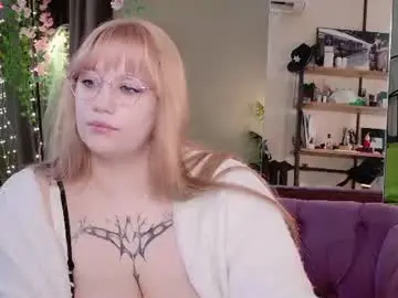 Morvelyn  live sex cam