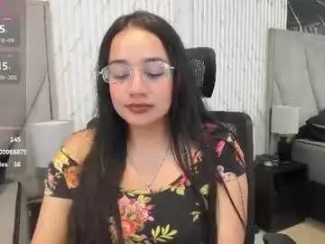 Noahrosse  live sex cam