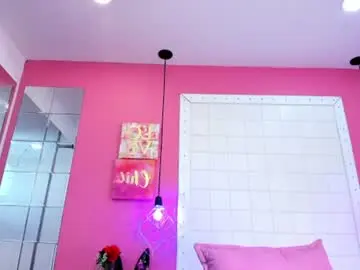 Rhoades_shyla  live sex cam