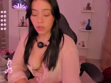 Saraowens1  live sex cam