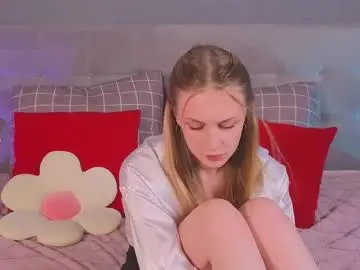 Soft_babe  live sex cam
