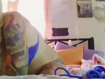 Tattoedbarbiexo  live sex cam