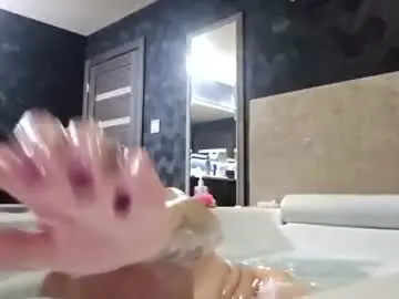 Whoizshee999  live sex cam
