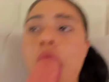 Zoebarlowe  live sex cam