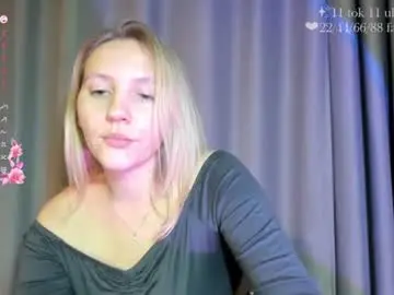 Ann_first_kisss  live sex cam