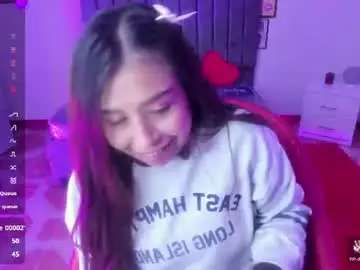 Baby_moon_18  live sex cam
