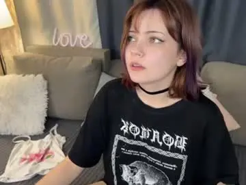 Cutie_shiva  live sex cam