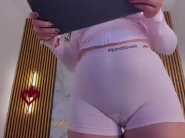 Indi_catalina  live sex cam