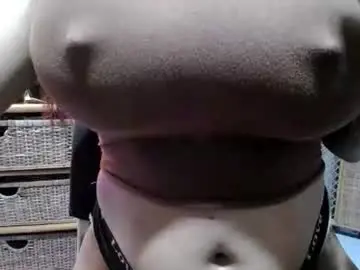 Kisses_asian143  live sex cam