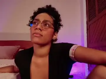 Meganlux_1  live sex cam