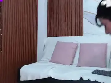 Moonn_tay  live sex cam