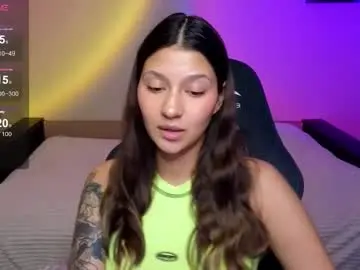 Nikolgoldy  live sex cam