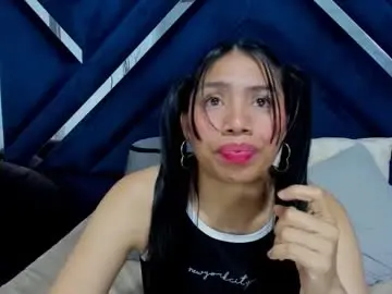 Pocahontasmith  live sex cam