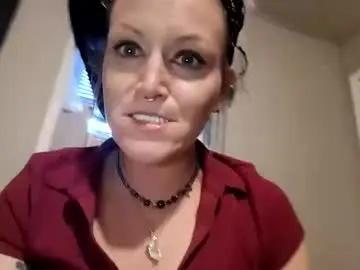 Smashthatslinkislut  live sex cam
