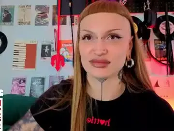 Sugarsoot  live sex cam