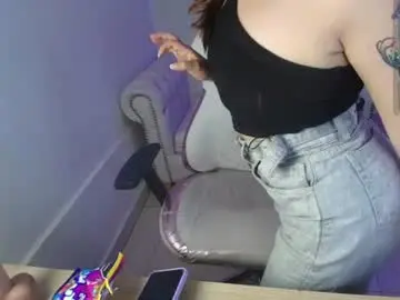 Veronica_miiller  live sex cam