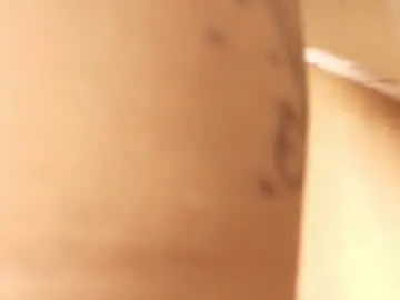 _bellacurvy_  live sex cam