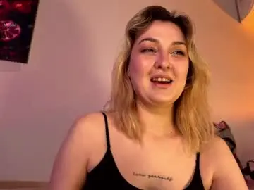 _ccrystaa_  live sex cam