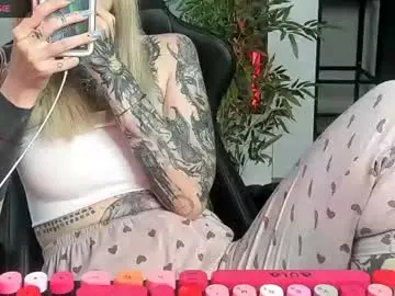 _feralberry__  live sex cam
