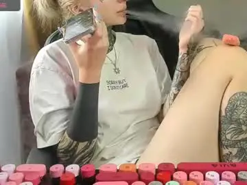 _feralberry__  live sex cam