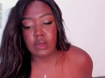 Aishazaa  live sex cam