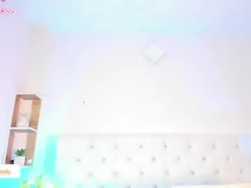 Ava_malaikaa  live sex cam