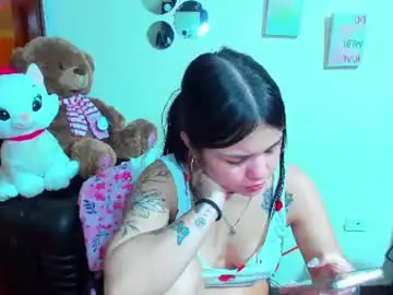 Emma_boo_  live sex cam