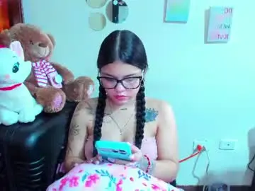 Emma_boo_  live sex cam