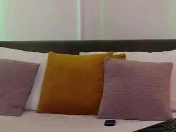 Emyhilton_  live sex cam