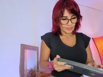 Fransheskarossi_  live sex cam