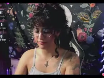 Giny_bean  live sex cam