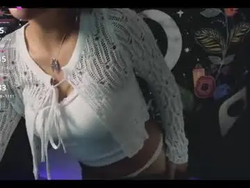 Giny_bean  live sex cam