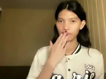 Itsmeyourgirl_philopoiter  live sex cam